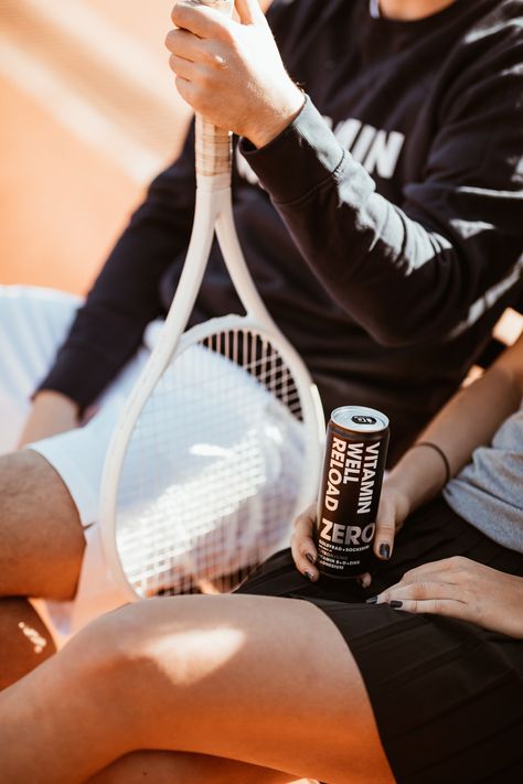 Action Product Photography, Sport Drink Photography, Athletic Product Photography, Active Lifestyle Photography, Sports Drink Photography, Tennis Photoshoot, Creative Advertising Photography, Cafe Concept, Coffee Shot