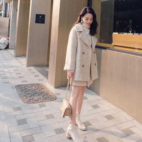 Korean Coat, Jacket And Skirt Set, Cape Cloak, Basic Fashion, Wool Mini Skirt, Woolen Coat, Womens Fall, Coat Fashion, Cloak