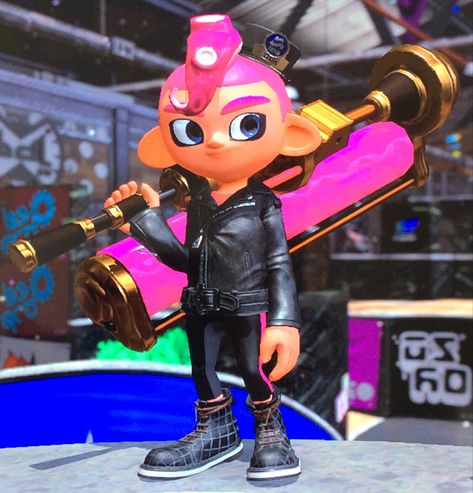 Splatoon Dynamo Roller, Splatoon Roller Pose, Splatoon Roller, Splatoon Poses, Splatoon Characters, Childhood Love, Splatoon, Drawing Reference, Being Ugly