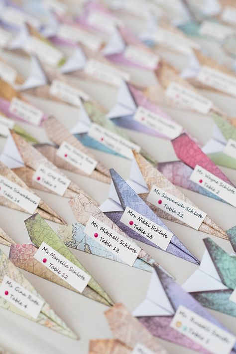 Wedding Table Placement, Aviation Wedding, Wedding Seating Cards, Vintage Wedding Theme, Travel Theme Wedding, Paper Airplane, Vintage Wedding Decorations, Glamorous Wedding, Seating Chart Wedding