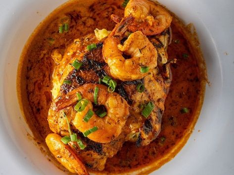 Where To Eat In New Orleans During The ESSENCE Festival Of Culture | Essence Shrimp Po Boy, Crawfish Etouffee, Black Heritage, Essence Festival, Bananas Foster, Hollywood Homes, Big Easy, Hot Spots, Beauty Awards