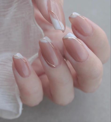 Subtle Wedding Nails, Subtle French Tip Nails, Nail Art Simple Elegant Natural, Elegant Touch Nails, Hello Nails, Subtle Nails, Simple Gel Nails, Minimal Nails, Casual Nails