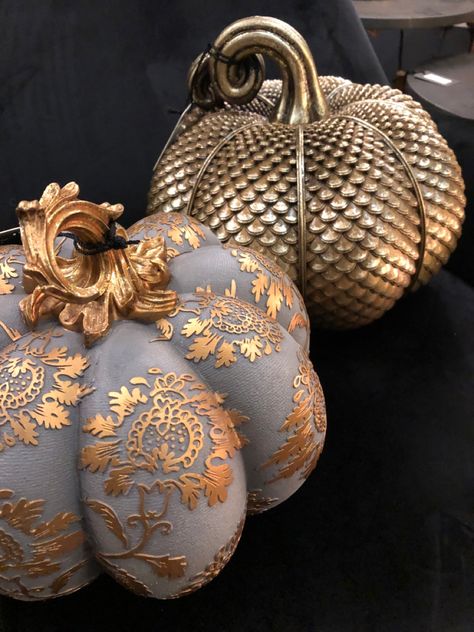 Christmas Pumpkin Painting Ideas, Gothic Pumpkin, Christmas Pumpkins Decoration Ideas, Embellished Pumpkins, Glam Pumpkin Decor, Blinged Out Pumpkins, Badazzel Pumpkin, Fall Pumpkins Painting, Pumpkin Fairy House