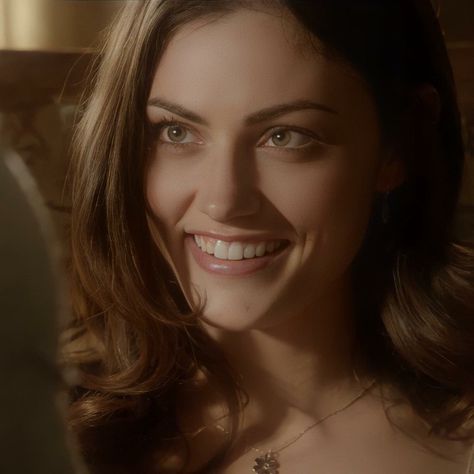 hayley Haley Marshall, Hailey Marshall, Hayley The Originals, Hayley Marshall, Vampire Diaries Quotes, Romantic Films, Magic Aesthetic, Phoebe Tonkin, In The Stars