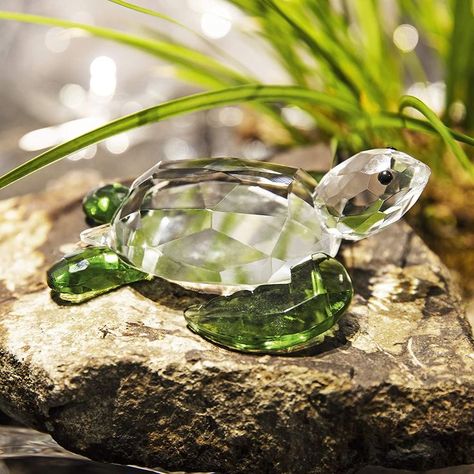 Sea Turtle Decor, Beach Christmas Decorations, Coastal Christmas Decor, Crystal Paperweight, Turtle Decor, Home Office Table, Turtle Figurines, Green Sea Turtle, Buy List