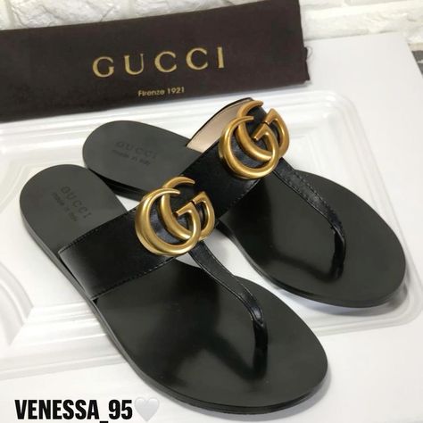 Gucci Shoes For Women, Gucci Footwear Women, Luxury Sandals Women, Luxury Slippers Women, Gucci Slippers Woman, Gucci Flip Flops Outfit, Luxury Flip Flops, Black Gucci Sandals, Sandal Gucci