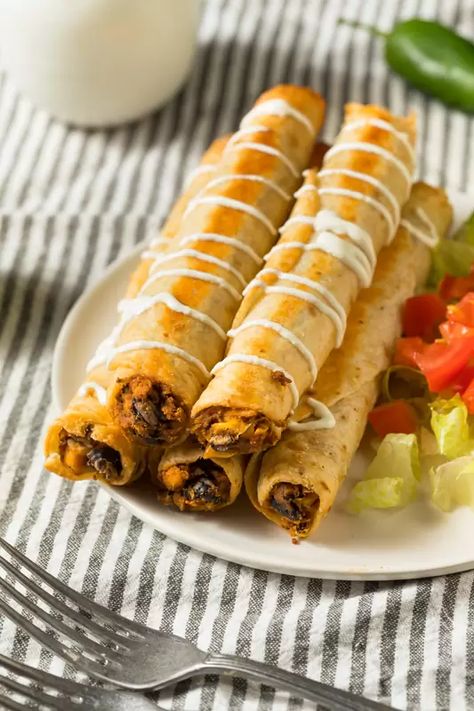 Air Fryer Flautas, Bean Burritos Recipe, Pecan Crusted Chicken, Chicken Flautas, Mexican Chicken, Shredded Beef, Crusted Chicken, Winner Winner, Cook Chicken Breast