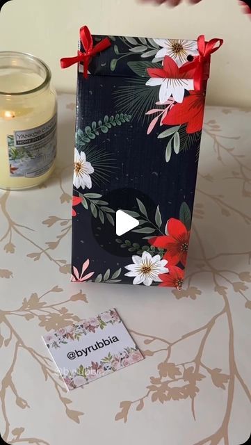 Noocx® - Smart Gadgets on Instagram: "Gift Wrapping Idea. How to Gift Wrap a Mug.  Great content by @byrubbia for more amazing content like this!

#gift #giftideas #giftbox #giftbags #giftwrapping #wrappinggifts #wrapping #wrappingpaper #wrappingpresents #wrappingideas #mug #giftmug #easy #ideas #diy #hacks #byrubbia #instagood #fyp #explorepage #christmasgifts #birthdaygifts #birthdaypresent" Mug Wrapping Ideas, Mug Gift Wrapping Ideas, How To Wrap A Mug, Wrap A Mug, Gift Wrapping Ideas, How To Wrap, Instagram Gift, Present Wrapping, Smart Gadget