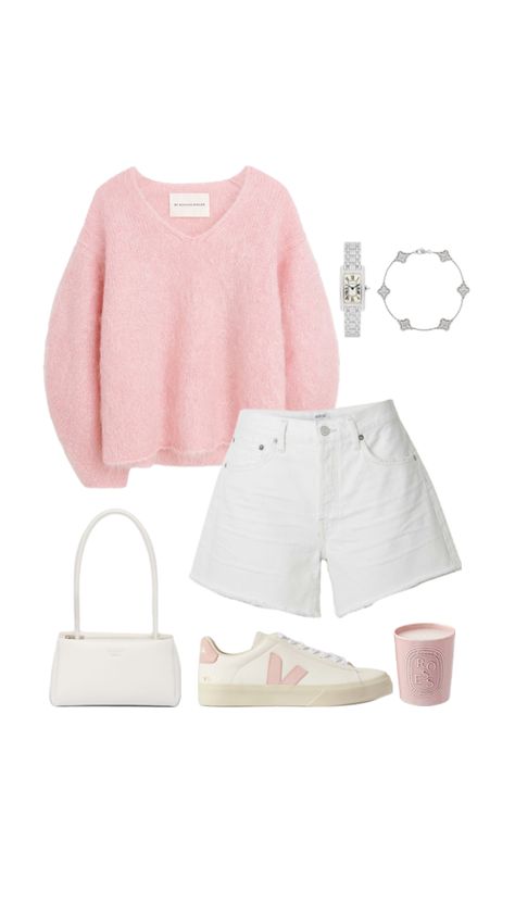 Capsular Wardrobe, Pink Sneakers Outfit, Pink Outfit Inspiration, School Casual Outfits, Cute Pink Sweater, Pink Sweater Outfit, Ootd Sweater, Sneakers Veja, Inspiration Outfit Ideas