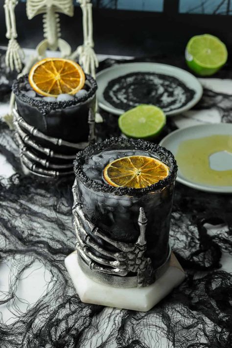 Black Margarita, Christmas Song Trivia, Beatle Juice, Juice Party, Halloween Party Planning, 30th Birthday Bash, Day Of The Dead Party, Spooky Black, Halloween Food Treats