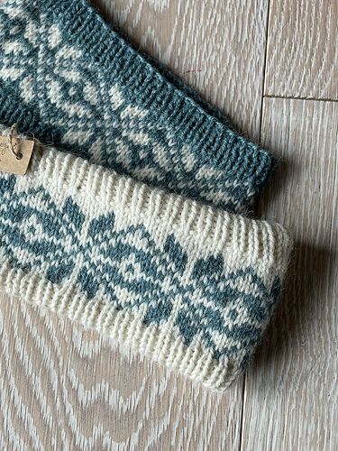 Knit Headband Pattern Colorwork, Nordic Headband Knitting Pattern, Fair Isle Headband Pattern, How To Knit Fair Isle For Beginners, Fair Isle Headband Knitting Patterns, Scandinavian Knitting Patterns Free, Norwegian Crochet Patterns, Colorwork Knitting Patterns Free, Fair Isle Hat Pattern Free