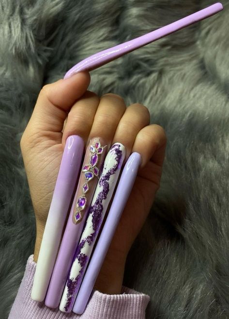 Nail Styles 2023, Claw Nails Designs, Really Long Nails, Fake Nails For Kids, Extra Long Nails, Long Nail Art, Fake Nails Long, Girly Acrylic, Claw Nails