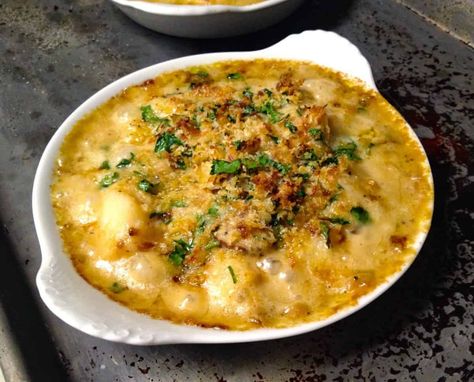 Recipes Scallops, Coquilles St Jacques, Seafood Casserole Recipes, Coquille St Jacques, Fresh Bread Crumbs, Ina Garten Recipes, Coquille Saint Jacques, Scallop Recipes, Saint Jacques