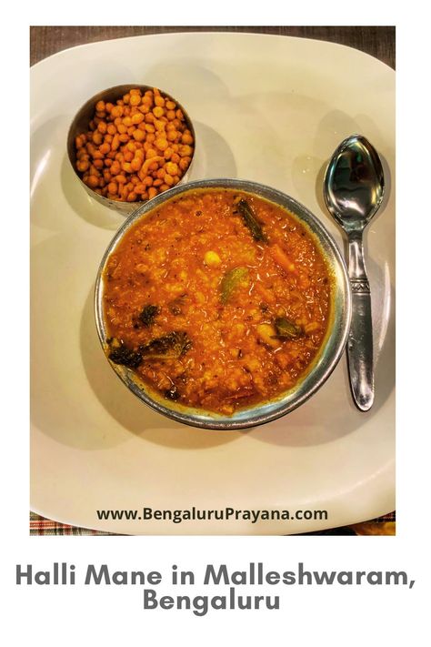 Halli Mane, Malleshwaram - Place to find Obattu Oota in Bangalore - Bengaluru Prayana South Indian Meals, Fried Flat Bread, Bangalore Food, Masala Puri, Indian Meals, Veg Curry, Best Street Food, South Indian Food, Indian Snacks