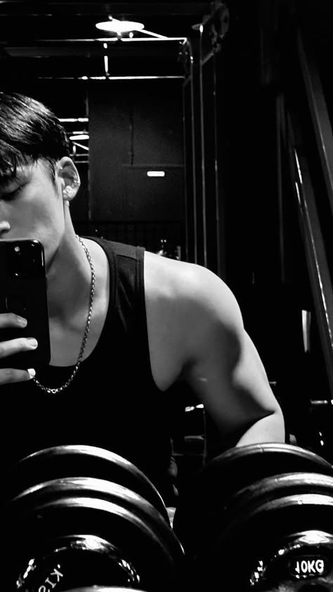 김민규 Kim Mingyu aesthetic Kpop  Seventeen 세븐틴 handsome korea boy idol instagram update abs gym boy Mingyu Gym Selfie, Gym Wallpaper, Vernon Chwe, Seventeen Mingyu, Kim Min Gyu, Kim Mingyu, Dara Kpop, Boyfriend Photos, Seventeen Wonwoo