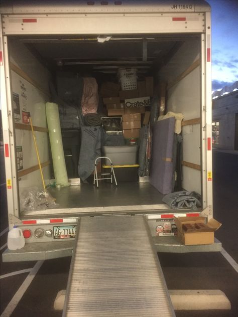 load Moving Van Aesthetic, Moving States Aesthetic, Uhaul Truck Aesthetic, Moving Truck Aesthetic, Uhaul Moving Aesthetic, Moving Astethic, Moving Aesthetic Pictures, Moving Day Aesthetic, Moving Manifestation