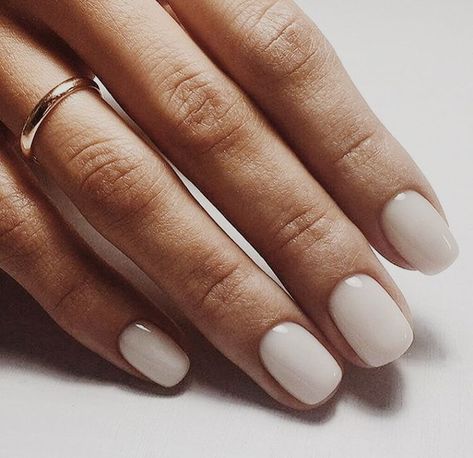 white manicure #nails Stars Nails, Gel Pedicure, White Manicure, Milky Nails, Manicure Y Pedicure, Manicure E Pedicure, Chrome Nails, Nail Polish Colors, French Manicure