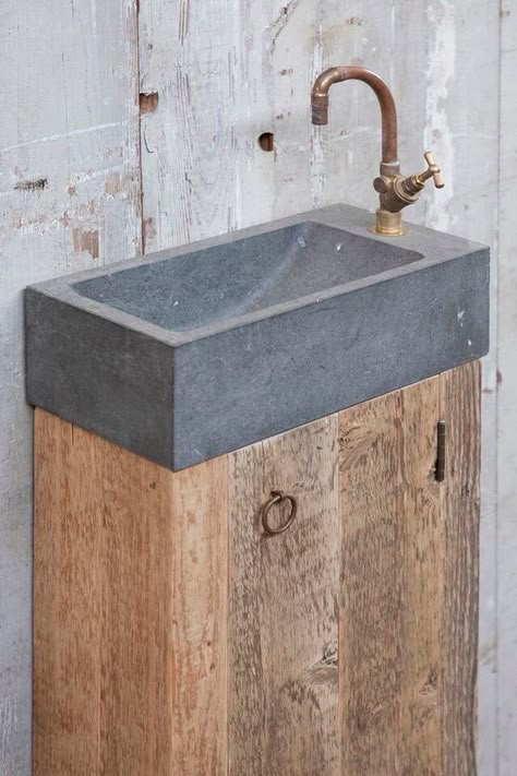 Concrete and wood sink Really like combination of wood and concrete #concrete #wood #sink Concrete And Wood, Wood Sink, Wood And Concrete, Concrete Bathroom, Diy Concrete Countertops, Concrete Sink, Modern Toilet, Concrete Furniture, Concrete Crafts