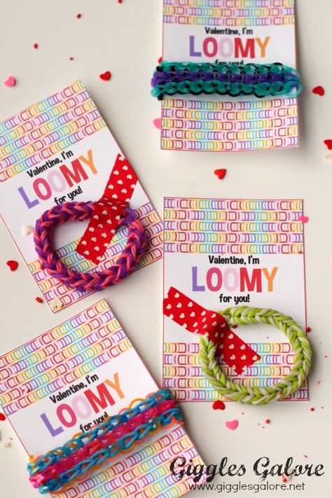 Rainbow Loom Valentine- an easy and non-candy Valentine Idea! Candy Free Valentines, Snail Craft, Pink Crafts, Class Valentines, Valentine's Day Printables, Pinterest Party, Valentines Day Activities, Valentines School, My Funny Valentine