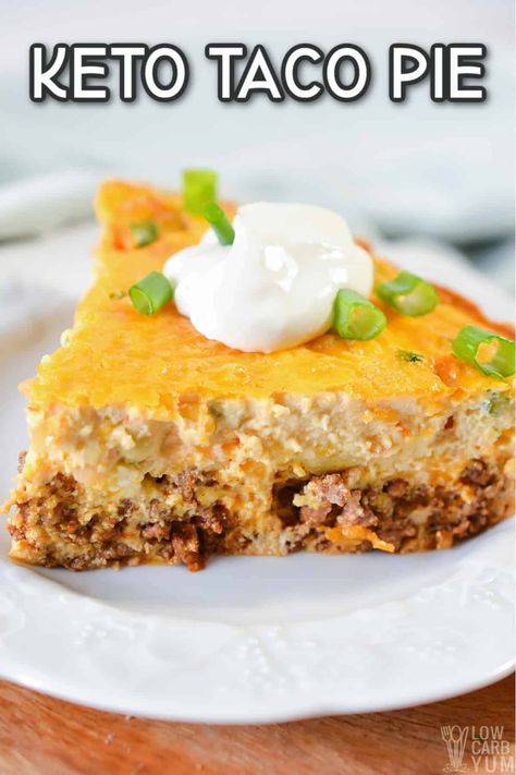 Keto Taco Pie (Easy Low Carb Recipe) | Low Carb Yum Keto Taco Pie, Mexican Keto, Taco Pie Recipes, Southwestern Recipes, Healthier Sweets, Pie Easy, Taco Pie, High Protein Dinner, Low Carb Mexican