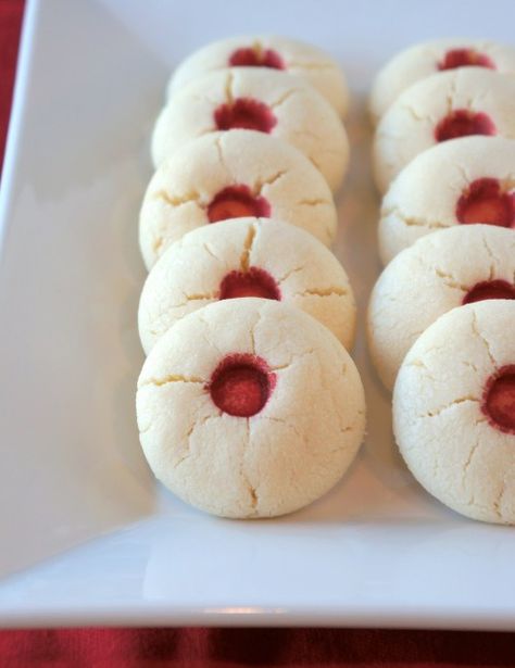 Chinese Cookies Recipe, Holiday Spritz, Tea Cookies Recipe, Chinese Cookies, Bibingka Recipe, Hawaii Recipes, Italian Butter, Chinese Pastry, Cookie Holiday