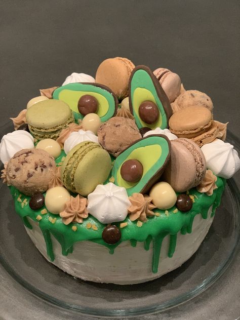 Avocado Theme Cake, Avocado Cakes, Avocado Birthday, Avocado Birthday Cake, Avocado Themed Birthday Party, Avocado Cake, Lemon Cake Mix Recipe, Geek Food, 4th Birthday Cakes