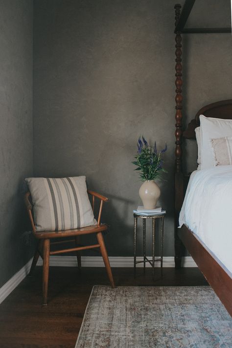 Bedroom with Roman clay treatment on the walls. Four poster bed with a vintage rug by Loloi. Stucco Interior Walls, Roman Clay, Jake Arnold, Portola Paint, Dallas Interior Design, Gray Walls, Interior Wall Paint, Stucco Walls, Bedroom Walls