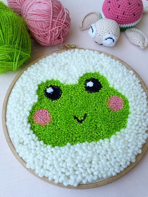 Punch Needle Wall Art, Embroidery Wall Decor, Frog Wall Art, Easy Punch, Punch Needle Kits, Embroidery Wall, Wooden Embroidery Hoops, Punch Needle Patterns, Needle Embroidery