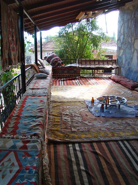 . Turkish Interior Design, Turkey House, Boho Porch, Yoga Deck, Turkish Home, Interior Design Minimalist, Bodrum Turkey, Boho Lifestyle, Covered Deck