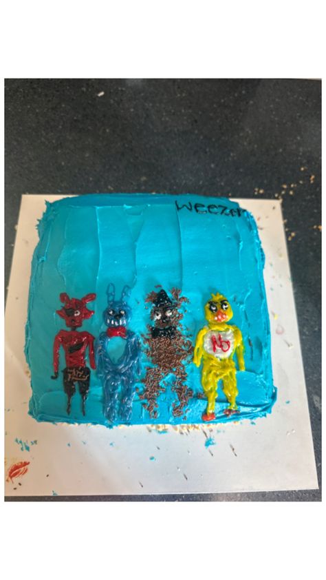 Fnaf Cakes Birthdays, Fnaf Cake, Creepy Drawings, Losing Faith In Humanity, Fnaf Memes, Zoo Wee Mama, Freddy Fazbear, Fnaf Funny, Weezer