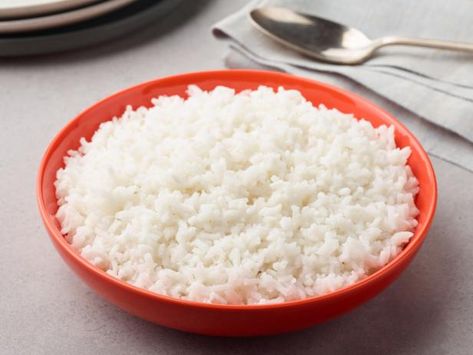 Get Perfect Long-Grain White Rice Recipe from Food Network Microwave Rice Recipes, White Rice Recipe, Spicy Ham, Ham Fried Rice, Long Grain White Rice, Slow Cooker Chicken Healthy, Curry Chicken And Rice, White Rice Recipes, Easy Rice