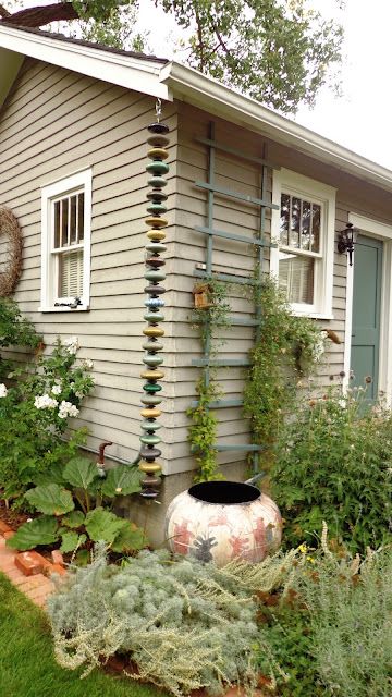 Prairiebreak: An Irish garden in Wyoming? Rain Chain Diy, Yard Makeover, Irish Garden, Garden Sanctuary, Rain Chains, Small Front Yard Landscaping, Small Front Yard, Drainage Solutions, Projects Design