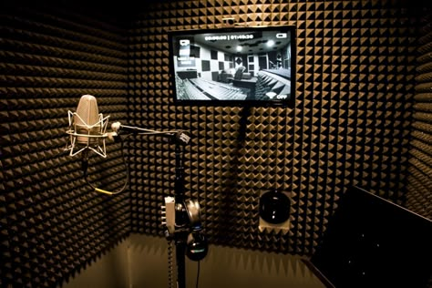 Rapper Lifestyle, Dubbing Studio, Entertainment Building, Home Studio Design, Recording Booth, Tech Room, Music Recording Studio, Audio Studio, Recording Studio Home