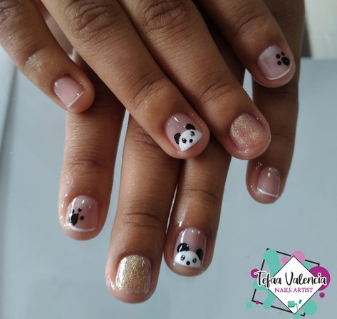 Kids Nail Designs Short, Nail Art For Kids Small Nails, Nails Girls Kids, Kid Manicure Ideas, Girls Nail Designs Kids, Nail Art Kids Girl, Kid Nails Designs, Girl Nails Kids, Children Nails Designs For Kids