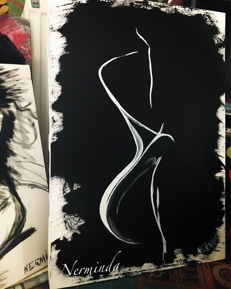 Female Silhouette Painting, Easy Woman Painting, Silohette Artwork Easy, Silouttes Art Painting, Women Painting Easy, Silhouette Painting Acrylic, Women Silhouette Art, Abstract Woman Painting, Painting Shapes