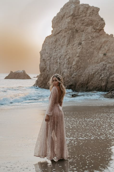 Beach Dresses Photoshoot, Modest Beach Photoshoot, Beach Themed Photo Shoot, Beach Photoshoot Long Dress, Elegant Beach Photo Shoot, Sweet Sixteen Beach Photoshoot, Malibu Beach Photoshoot, Sunset Photoshoot Ideas On The Beach, Sunset Beach Photos Dress