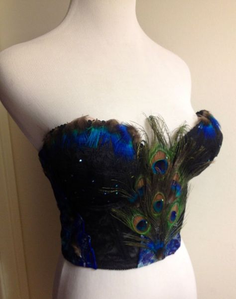 Peacock corset Peacock Costume Diy Women's, White Peacock Costume, Peacock Inspired Fashion, Peacock Costume Women's, Blue Dress With Feathers, Peacock Inspired Dress, Peacock Corset, Peacock Dresses, Peacock Outfit