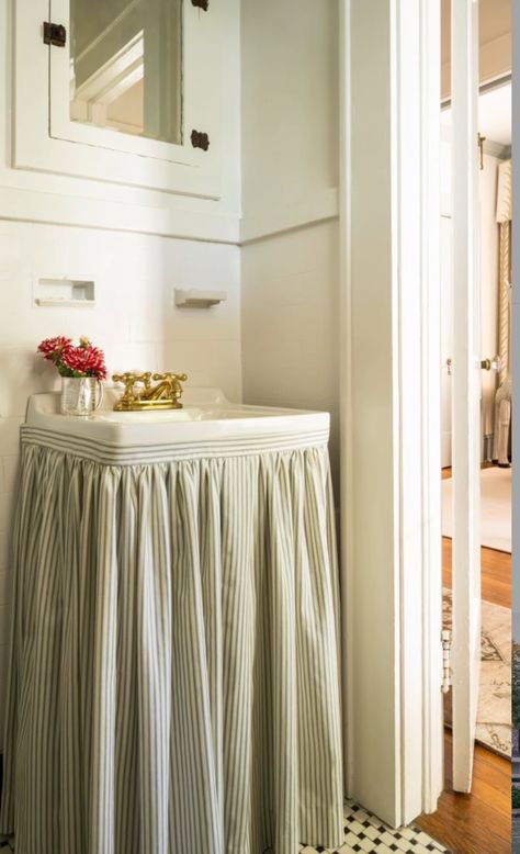 Sink Vanity Skirt, Pedastal Sink Skirt, Pedestal Sink Curtain, Skirted Pedestal Sink, Skirted Bathroom Sink, Bathroom Sink Curtain Skirt, Pedestal Sink Skirt, Skirted Sink Bathroom, Under Sink Skirt