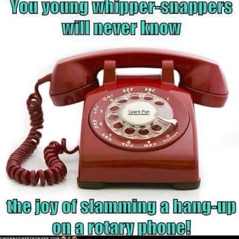 Yep slamming down a phone makes it so much better ! Telephone Retro, Rotary Dial Phone, Rotary Phone, Old Phone, Desk Phone, Senior Citizen, Telephones, Do You Remember, Corded Phone