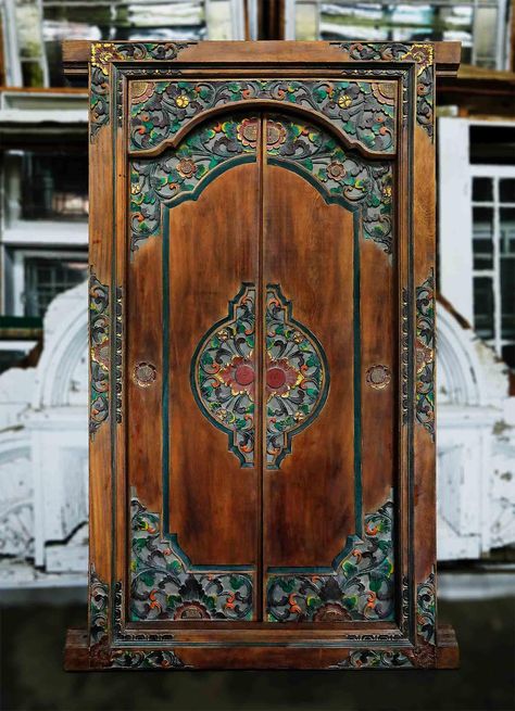 Vintage Hand Carved Doors With Painted and Gilt Detail - Set of Three Fancy Door Design, Apothecary Workshop, Unique Door Design, Royal Doors, Wood Door Frame, Hand Painted Door, Wood Entry Doors, Hardwood Doors, Gorgeous Doors