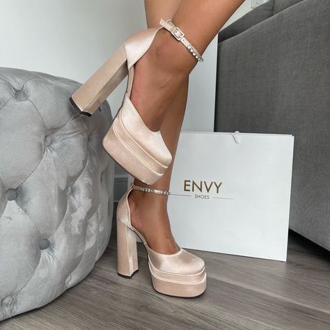 Formal Shoes Platform, Cream Platform Heels, Prom Shoes Closed Toe, Nude Heels Wedding, Platform Wedding Shoes, Satin Platform Heels, Nude Platform Heels, Wedding Platform, Bride Heels