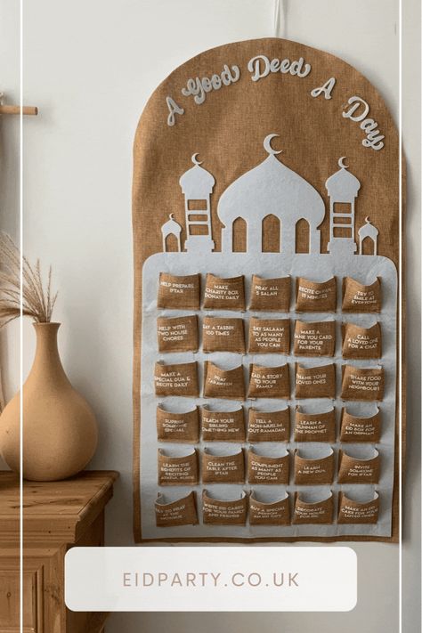 Ramadan Decorations 2023, Diy Ramadan Crafts, Ramadan Decor For Kids, Calendrier Ramadan Diy, Diy Ramadan Calendar, Diy Ramadan Decor, Ramadan Crafts Decorations, Ramadan Decorations Diy Easy, Ramadan Calendar Kids