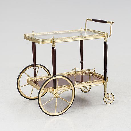 Tea Trolly Design, Tea Trolley Ideas, Trolly Design, Brass Trolley, Hotel Trolley, Compact Kitchen Appliances, Bar Cart Inspiration, Bar Cart Design, Food Trolley