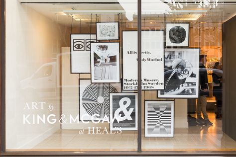 Photo Window Display, Art Gallery Store Design, Photography Studio Store Front Window, Window Display Retail Store Fronts, Gallery Window Design, Print Shop Window Display, Art Shop Window Display, Art Gallery Window Display Ideas, Art Gallery Window Display