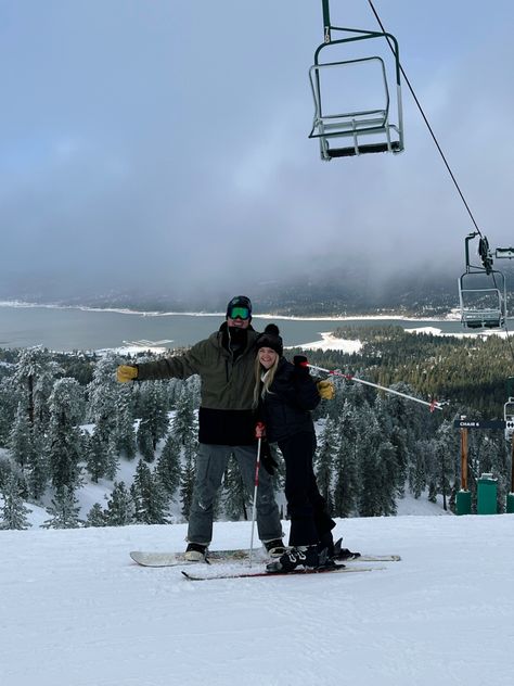 Ski Trip With Boyfriend, Snowboard Boyfriend, Ski Couple, Snowboard Girl, Winter Trip, California Mountains, Ski Girl, Big Bear, Ski Snowboard