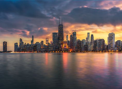 I was treated with some gorgeous color while photographing the Chicago skyline. It was slightly windy, so i used a 6 stop neutral density filter to smooth the water out. #fstoppers Chicago Background, Chicago Skyline Wallpaper, City Skyline Aesthetic, Chicago City Skyline, Chicago Skyline Art, Midnight Society, Chicago Landscape, Chicago Cityscape, Chicago Aesthetic