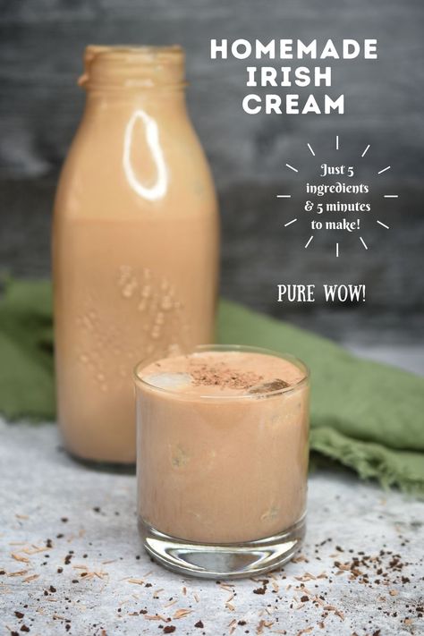 Homemade Irish Cream Recipe - Better than Bailey's! Diy Baileys Irish Cream, Homemade Liqueur Recipes, Homemade Baileys Irish Cream, Baileys Irish Cream Recipes, Irish Cream Recipe, Homemade Baileys, Homemade Irish Cream, Baileys Recipes, Liquor Recipes