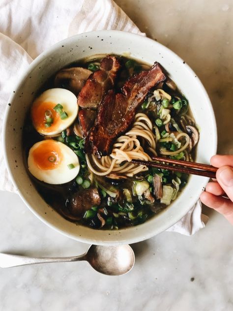 Mushroom Ramen with Bacon and Egg AKA Breakfast Ramen! | The Healthy Hunter Breakfast Ramen, Soup For Breakfast, Mushroom Ramen, Food For Dinner, Ramen Broth, Breakfast Soup, Tasty Drinks, Ramen Recipes, Savory Breakfast