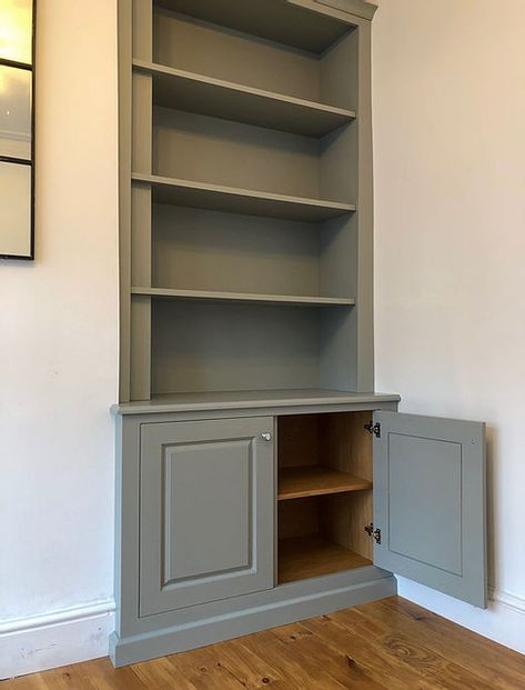 Small Alcove Ideas Bedroom, Alcove Storage Living Room, Alcove Bookshelves, Bedroom Alcove, Decoration Ideas Living Room, Alcove Ideas Living Room, Reno House, Alcove Ideas, Room Cupboard