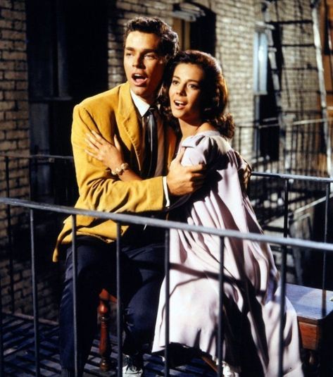 West side story 1967? One of my favourite movies. Romantic musical... Maria West Side Story, West Side Story Movie, West Side Story 1961, Tab Hunter, Carolyn Jones, Rita Moreno, Natalie Wood, West Side Story, Movie Couples